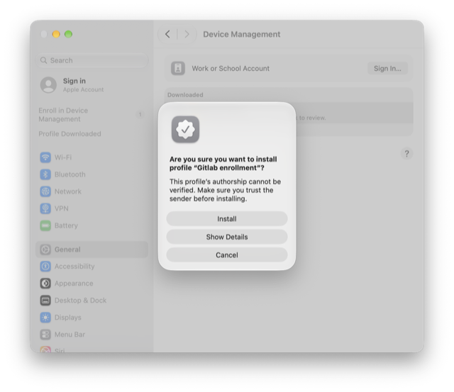 GitLab enrollment プロファイルをインストールしてよいかを確認し、インストール、詳細を表示、キャンセルのボタンがある画面